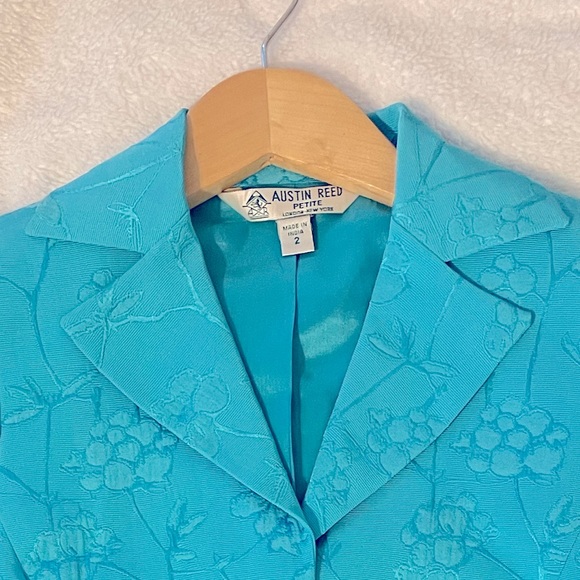 Austin Reed - Picture 2 of 2